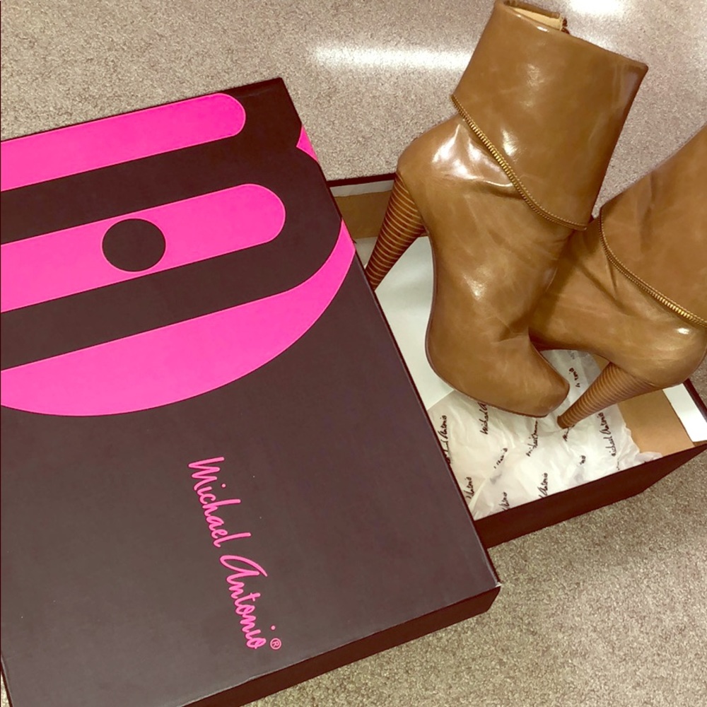 Micheal Antonia booties size 8.5 WITH BOX